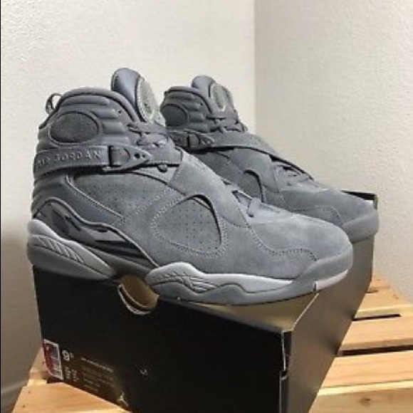Wolf grey 8s . - Picture 2 of 4